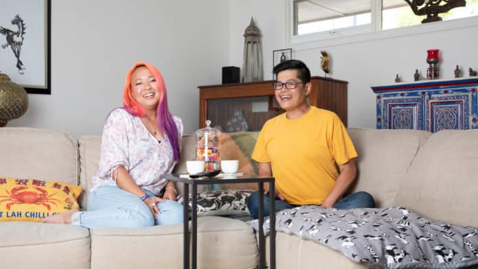 Leanne and Tim are a part of the GOGGLEBOX AUSTRALIA family (image - Foxtel)
