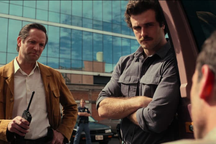 Narcos Mexico. Matt Letscher as Jamie Kuykendall, Beau Mirchoff as Steve Whipple (image - Netflix)