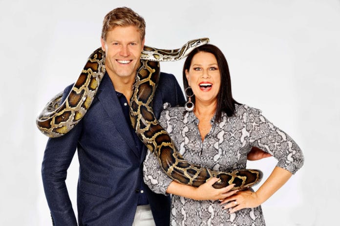 Dr Chris Brown and Julia Morris host I'M A CELEBRITY...GET ME OUT OF HERE! (image - 10)