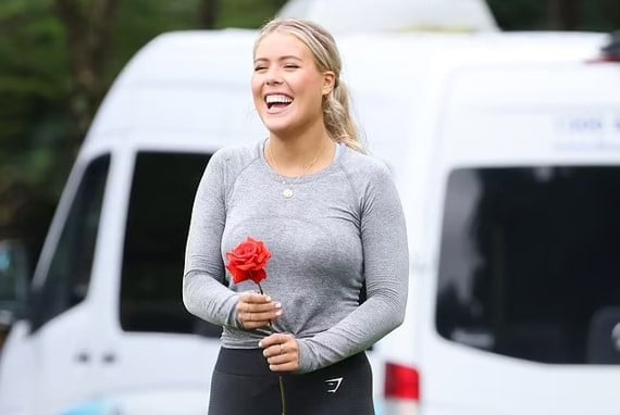 An unnamed contestant on THE BACHELOR AUSTRALIA (image - Matrix Pictures)