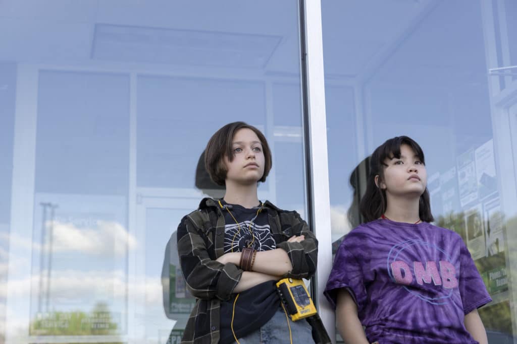 Sofia Rosinsky as Mac Coyle, Riley Lai Nelet as Erin Tieng in PAPER GIRLS (image - Prime Video)