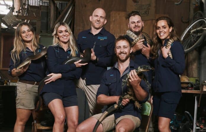Aussie Snake Wranglers (image - Nat Geo)